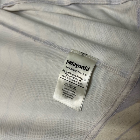 Patagonia Coastal Hideaway Lightweight Suncover Hoody Zip Up Womens M purple - Picture 9 of 9